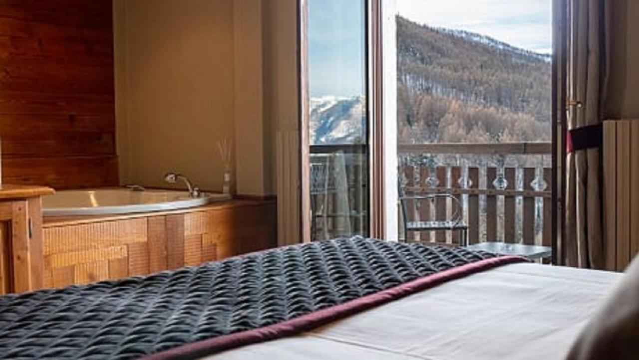Deluxe Double Room Spa Bath